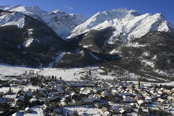 Navettes Linkbus entre aéroports, gares TGV et stations de ski